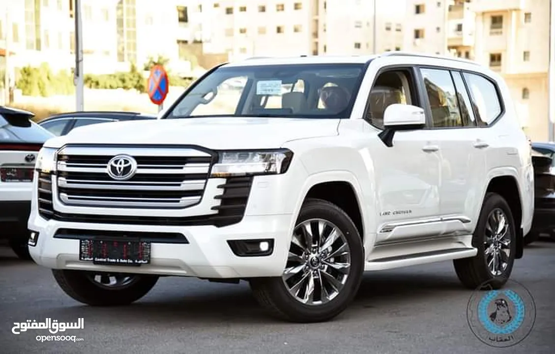 كفالة المركزية Land Cruiser 2023 لون لؤلؤي