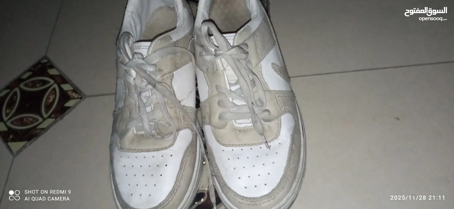 بوت من شركة نايكي نمرة 38