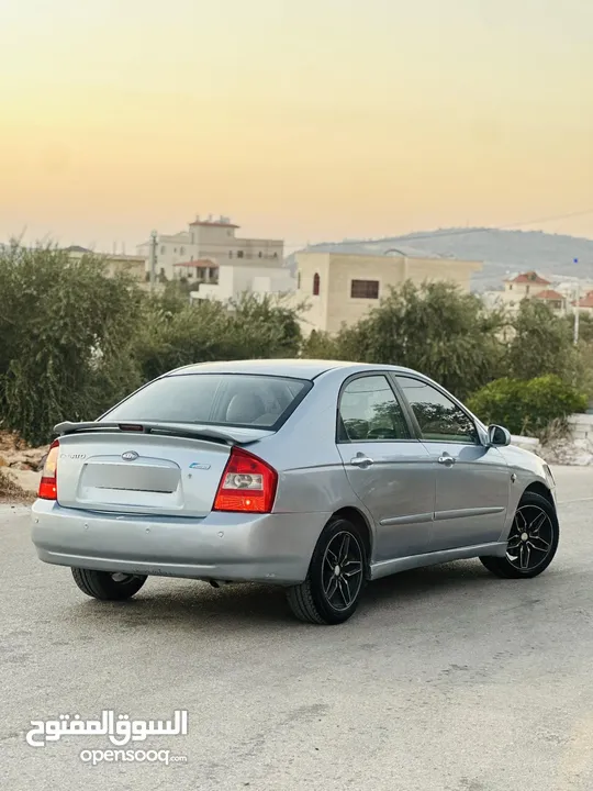 كيا سيراتو