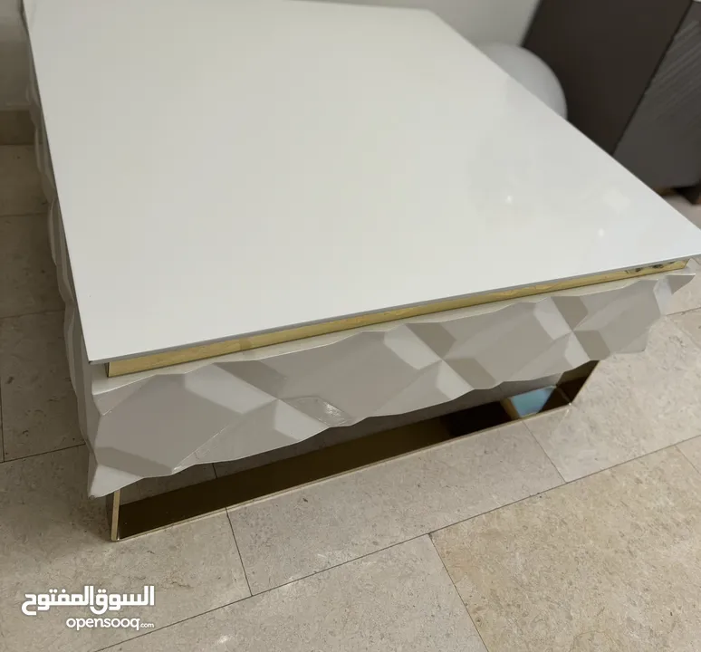 Couch table used