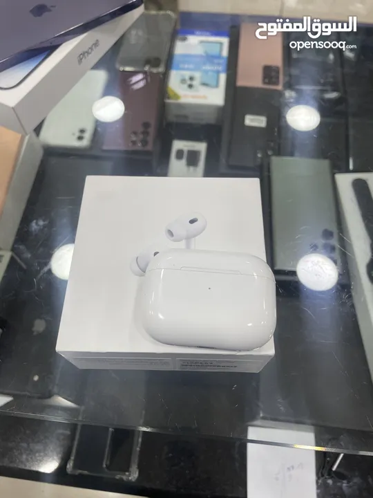 Air pods 2 pro بحالة الجديد بسعر مميز