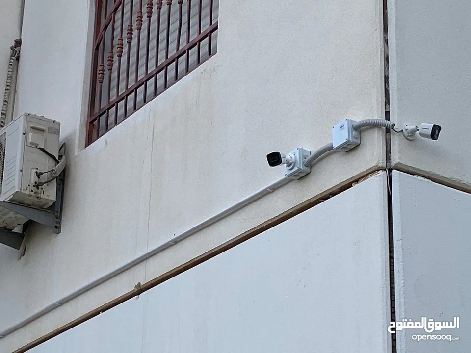 الأمان لتركيب منظومات كاميرات المراقبة ضمان سنتين