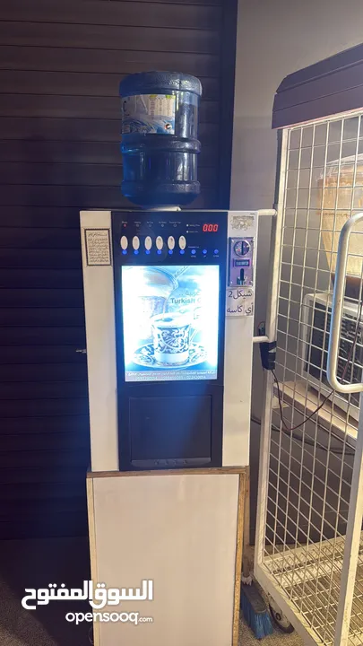 ماكنة صناعة المشروبات الساخنه الذاتيه