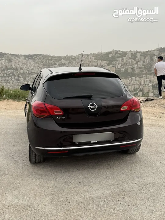 Opel astra j اوبل استرا ج 2013 للبيع على كاش فقط سياره فل فل