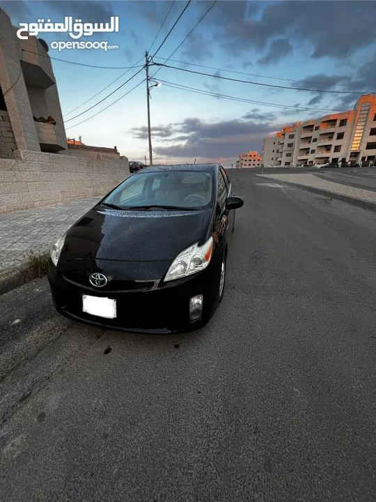 تويوتا بريوس 2010 بطاريه المركزيه جديده والسياره فحص كامل 7 جيد بسعر 9850 د غير قابل لتفاوض