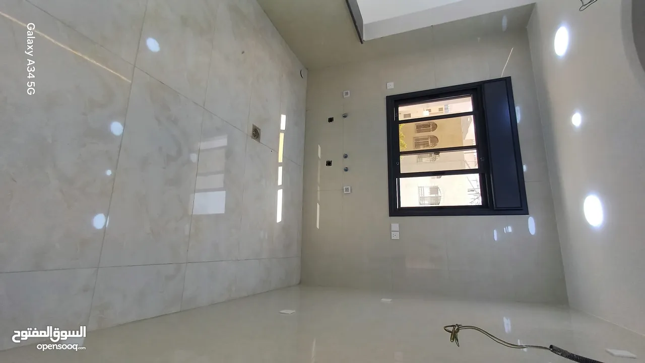 شقة فاخرة للبيع التامنة ط2هندسي 155م + تراس ومصعد