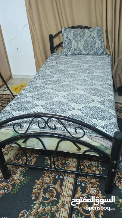 تحت مفرد حديد
