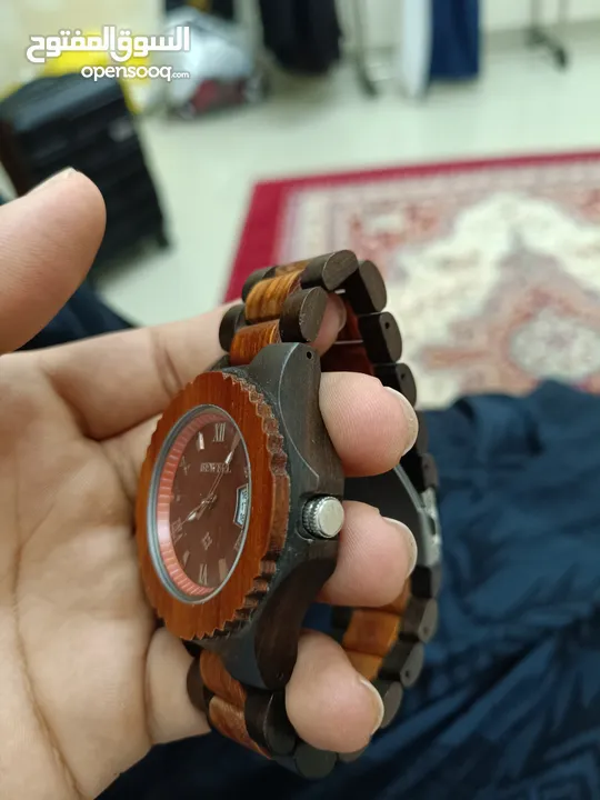 wood watch BEWELL new condition