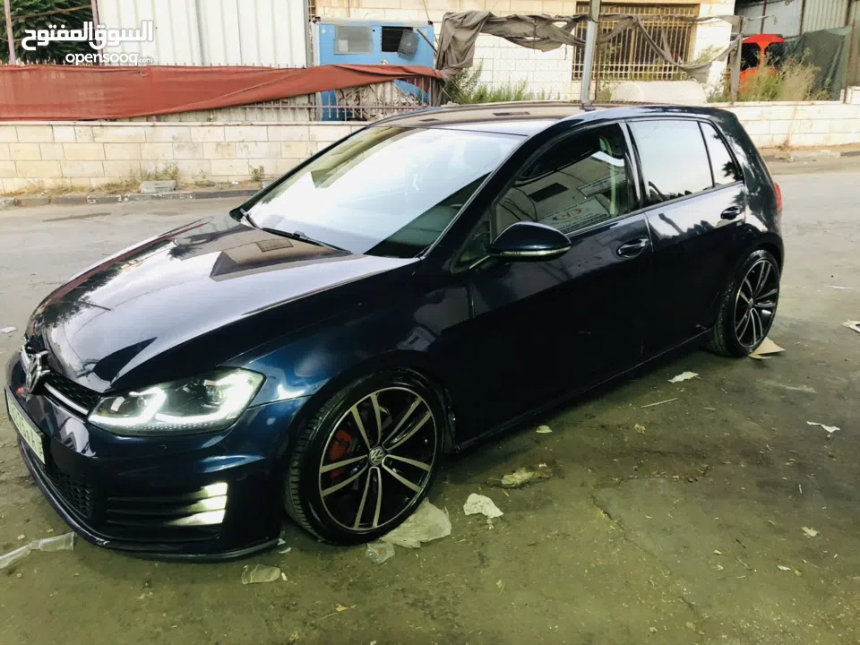 جولف ترخيص 2015 نظيفة لون مميز مع تامين طويل