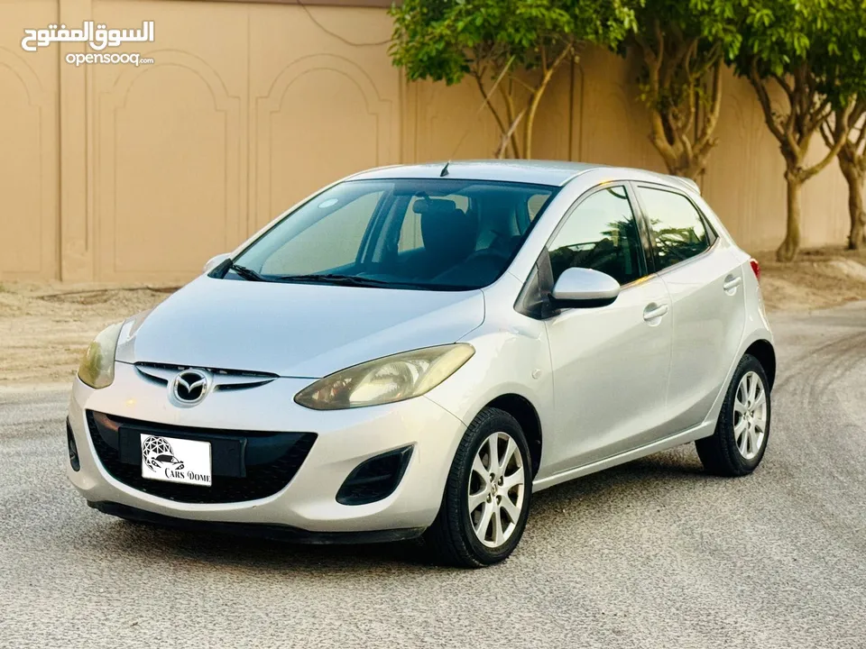 Mazda 2 2014 hatchback