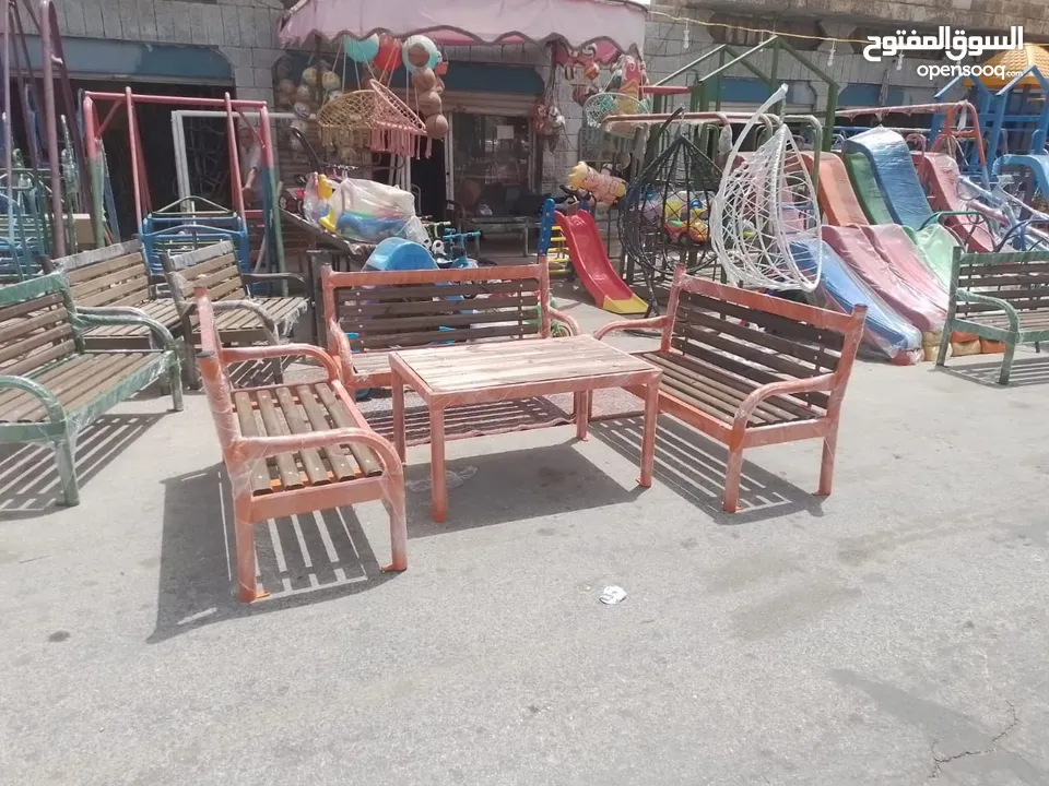 جلسات ومقاعد خارجية جلسات تفصيل حسب الطلب حديد ثقيل خشب سويد يوجد العديد من الموديلات
