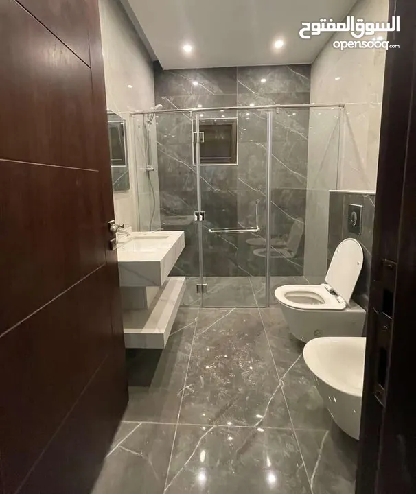 شقة لم تسكن - فاخرة - دير غبار - 4نوم - 255م - بلكونتين بإطلالــــه مميزة - قرب الخدمات العامة