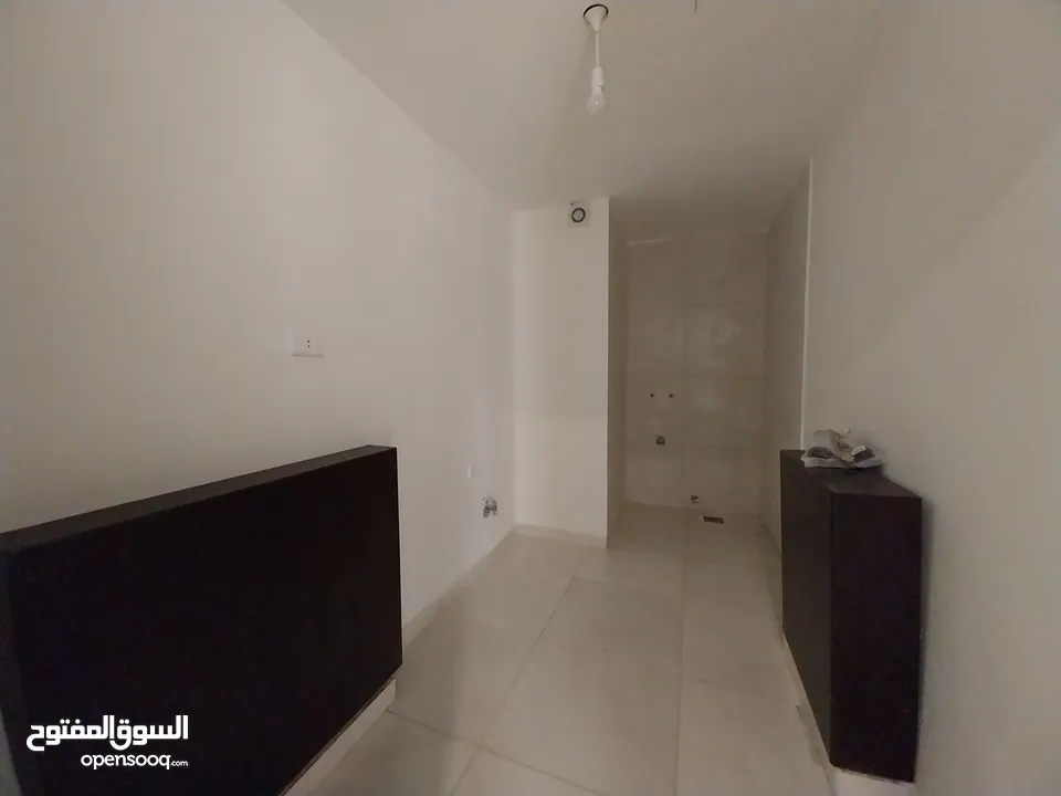 شقة للايجار في دير غبار  ( Property 35522 )-174885540