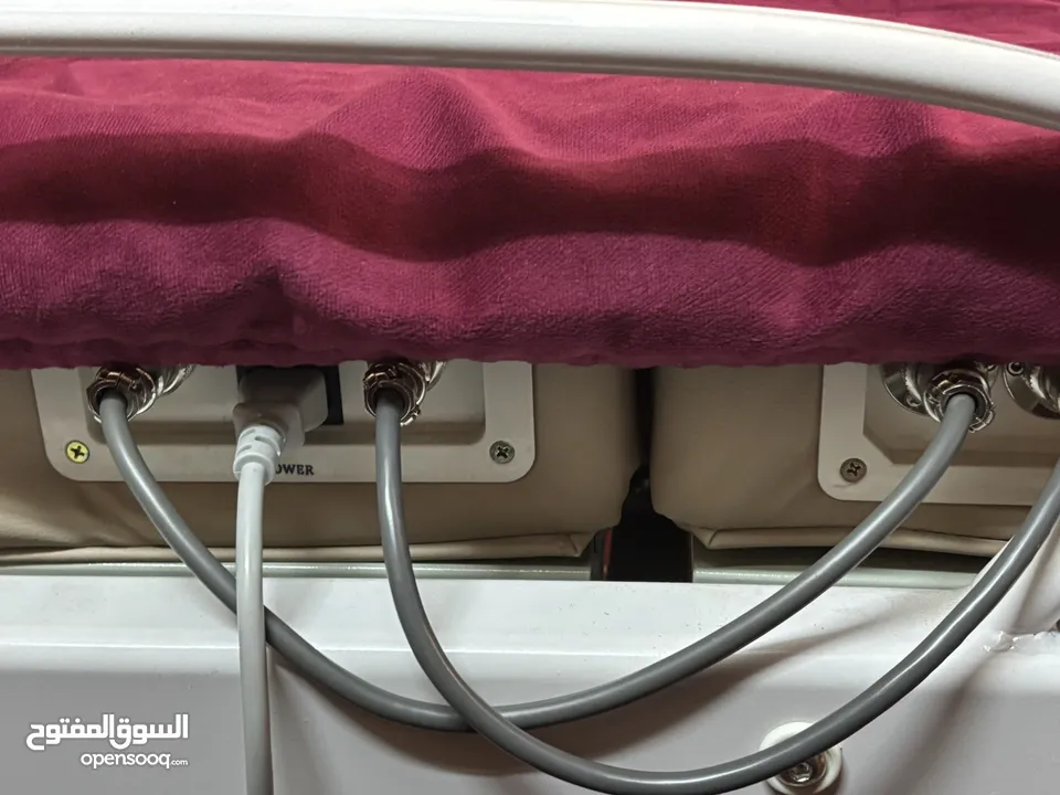 سرير ماستر علاج طبيعي قابل للتفاوض