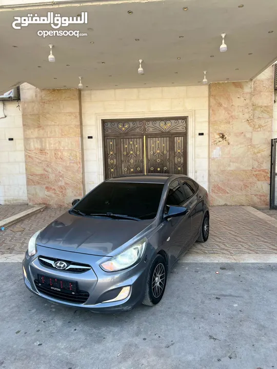 اكسنت رخصة 2014  ديزل 4 غيار اقتصادية جداا  البيع كاش فقط