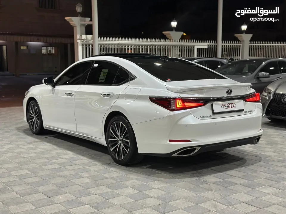 Lexus ES 350 2023