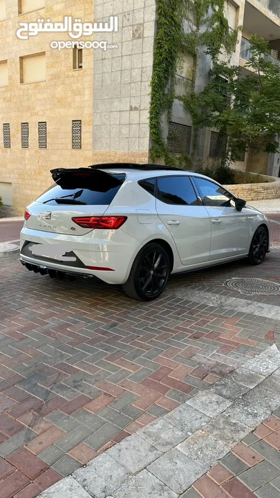 سيات ليون FR 2020 للبيع في حالة الوكالة