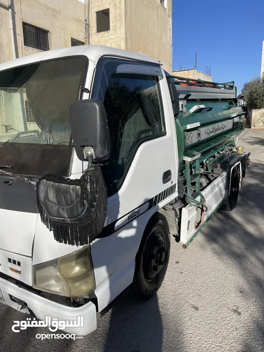 تنك مياه اسوزو NKR