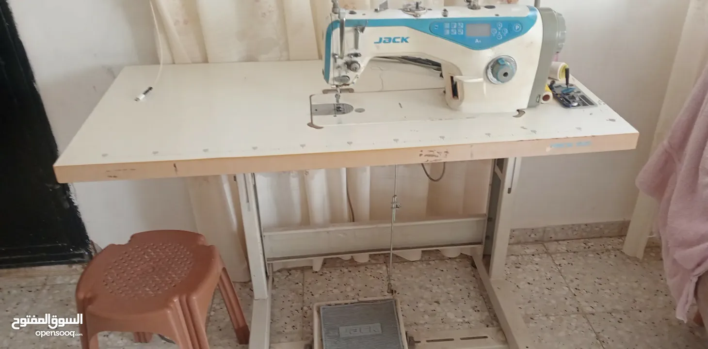 ماكينة حبكة وماكينة درزة وماكينة مقص سيريت