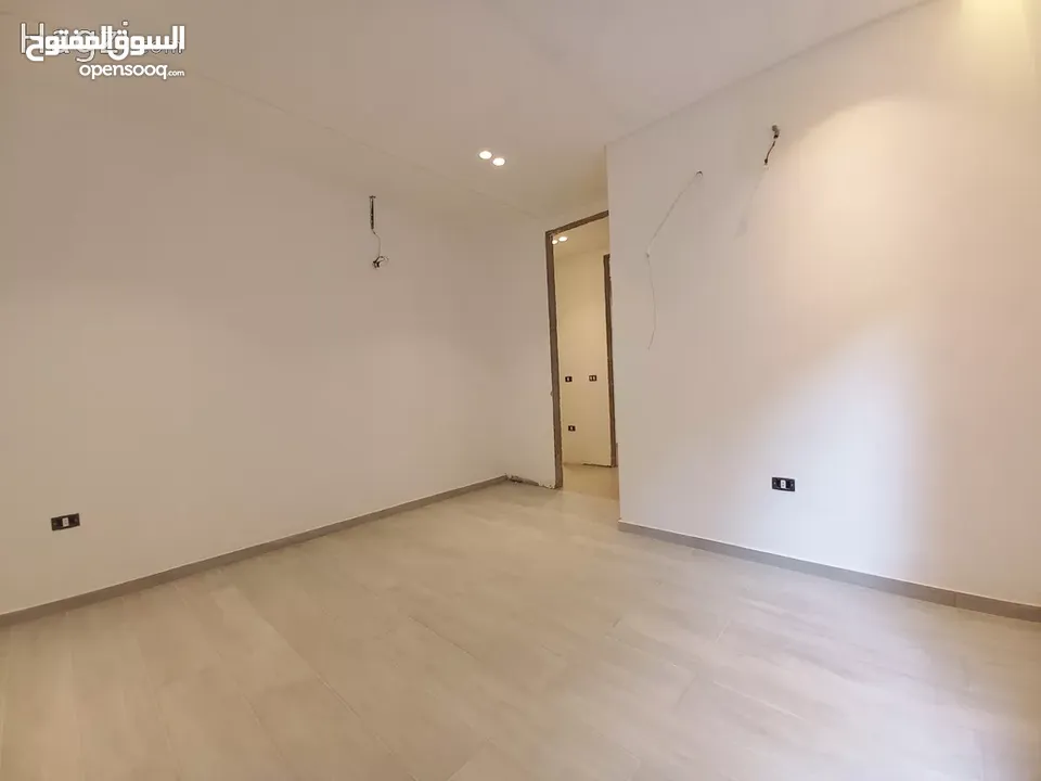 شقة فاخره للبيع في ضاحية الامير راشد  ( Property ID : 35352 )