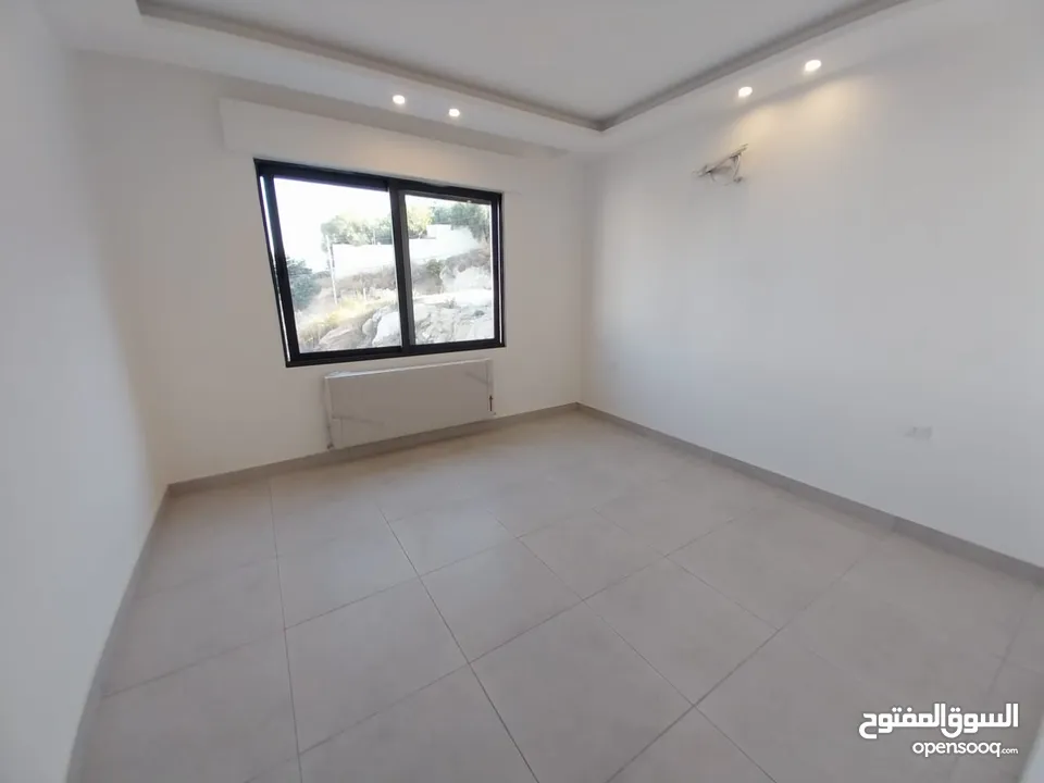 شقة غير مفروشة للبيع ( Property ID : 39052 )