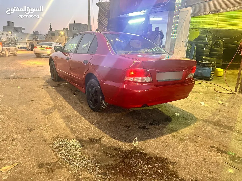 ميتسوبيشي لانسر 99 وميتيوبيشي جالانت 2000 اتوماتيك