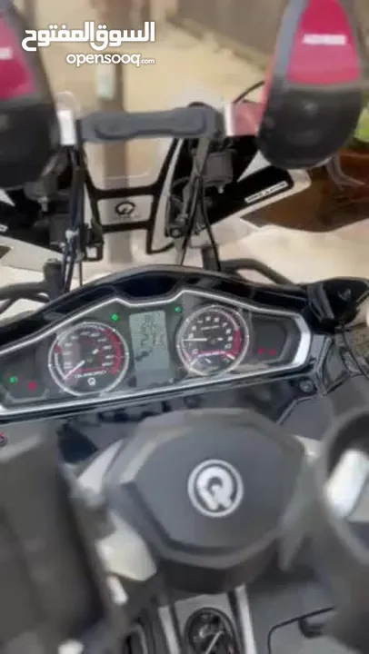 سكوتر كوادرو فل كامل 3 عجال 350cc للبدل ع سيارة او للبيع مع دفع الفرق الافخم بالاردن