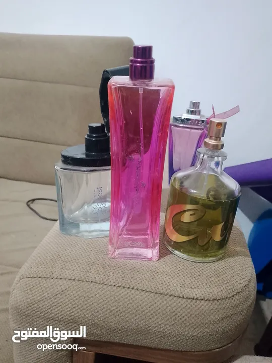 زجاجات عطور فارغة 50علبة للبيع بسعر مغري
