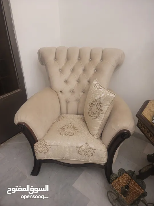 طقم كنب + سفره للبيع