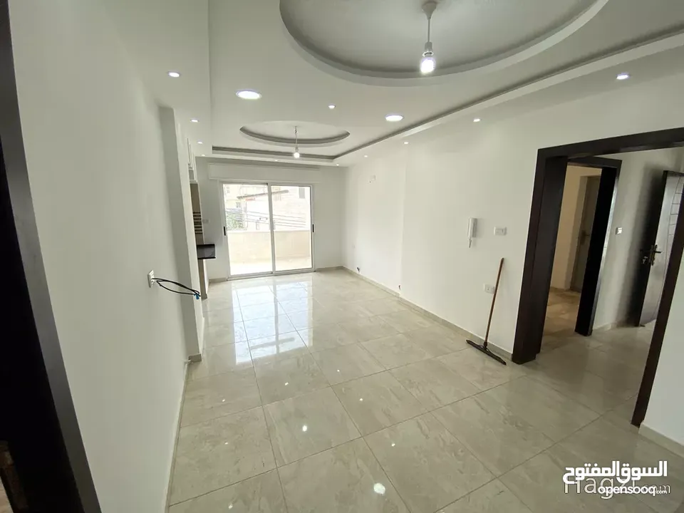 شقة غير مفروشة للإيجار 130م2 ( Property 16063 ) سنوي فقط