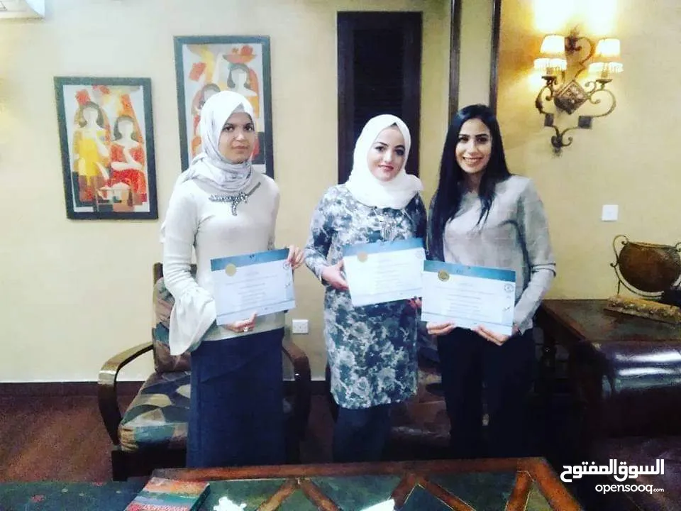 دورات ودبلومات تدريبية مهنية وأكاديمية معتمدة محليا ودوليا