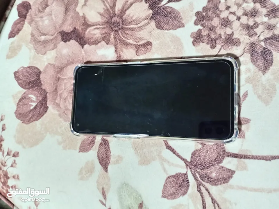 ردمي 9i   اسود متلك جبار مع باك جديد لزقه كلير كمبيوتر  جهاز بسعر حرق مستعجل  او بدل ايفون اكس فوق