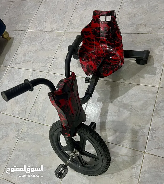 سكوتر درافت ثلاث عجلات بدال