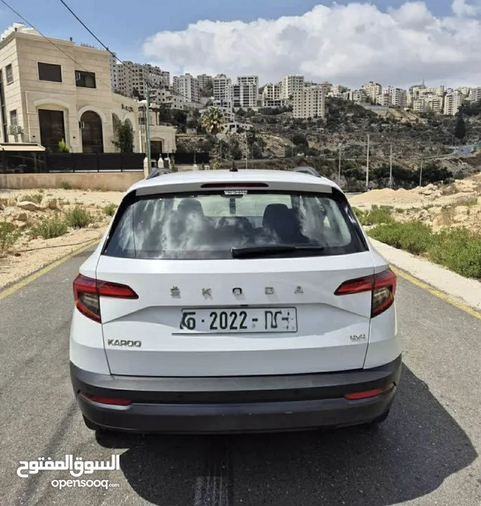 كاروك 2020 رخصه ((ركزز مطور 2.000 دفع رباعي )) ديزل يعني صاروخ مش منعج 195 حصان شركه. قطاره