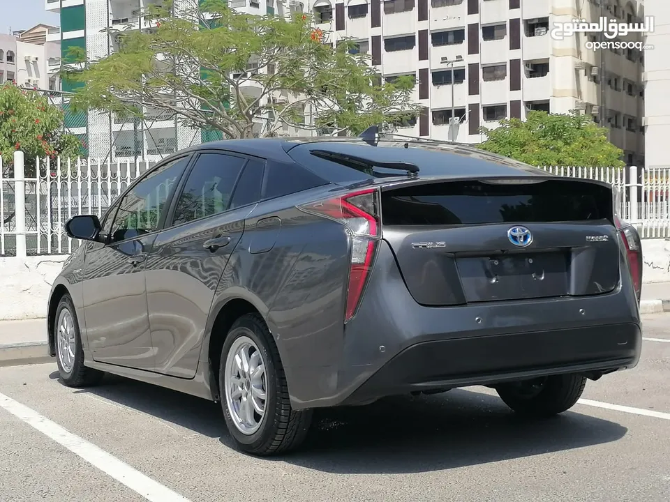 Toyota Prius Hybrid 2018 Full Option تويوتا بريوس هايبرد فل مواصفات