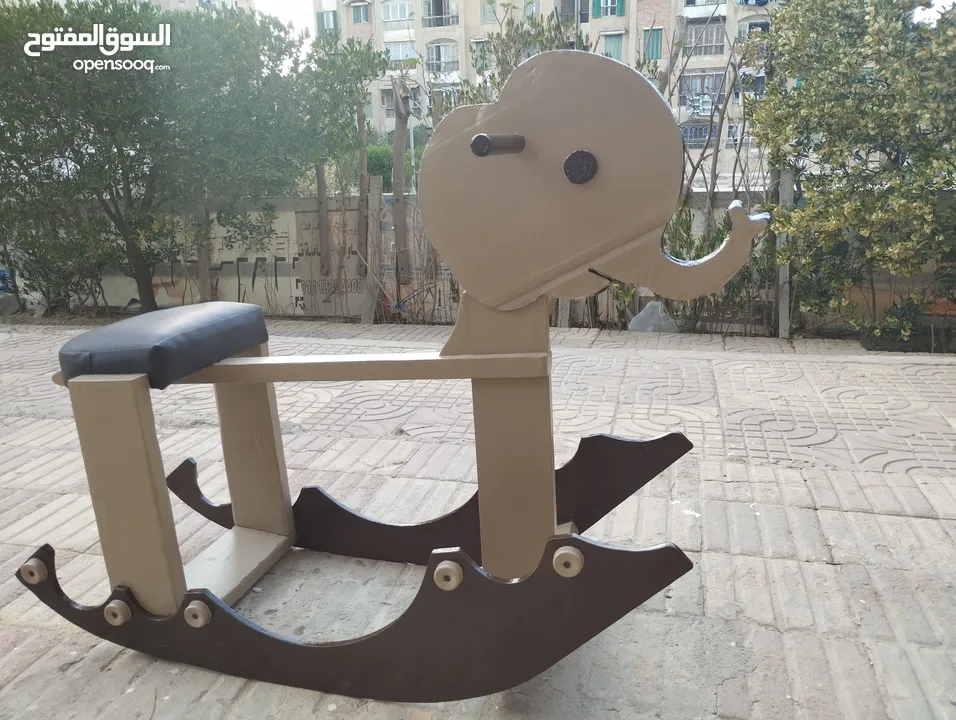 الفيل الهزاز لعبه لطفلك 730جنيه قابل للتفاوض