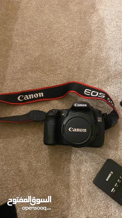 للبيع كاميرا كانون EOS 60D