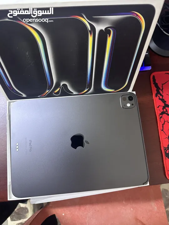ايباد M4 PRO مستعمل شي بسيط كمبيوتر كيمنك مع كامل اغراضو ستعمل 3اشهر