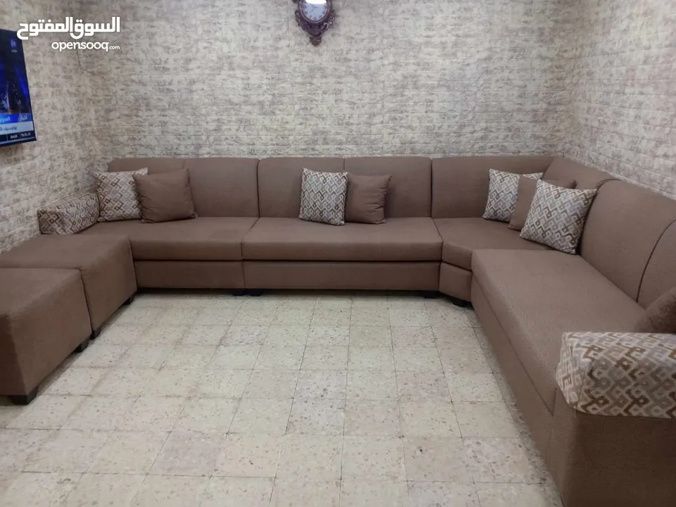 طقم كنب تنجيد بحالة ممتازة