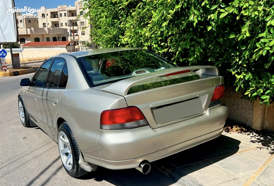 ميتسوبيشي جالنت 2005 مميزة جدا لمحبين التميز فل كامل عدا الفتحة، فحص!