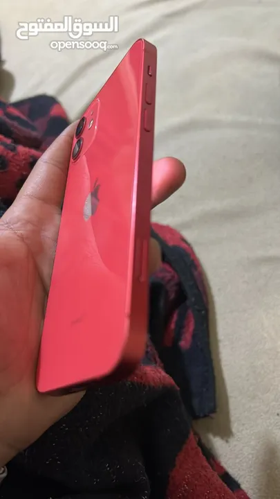 جهاز ايفون 12 نضيف جدااا .للبيع