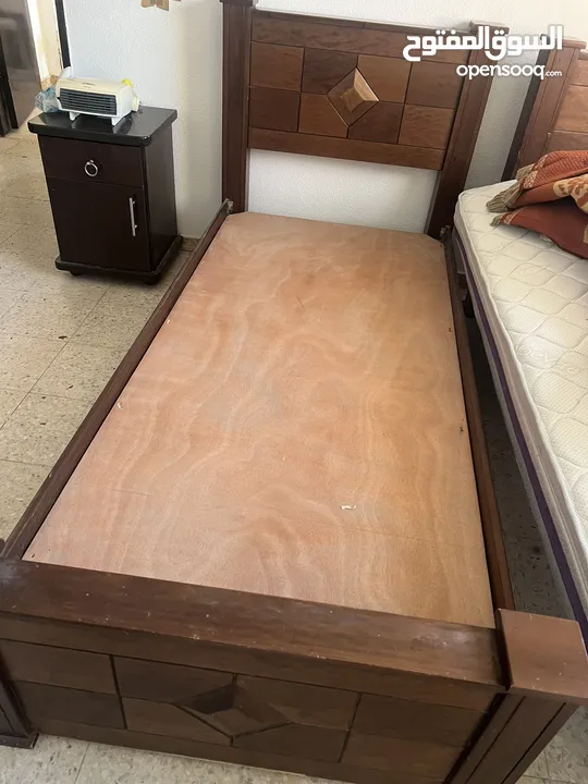 سرير مفرد زان