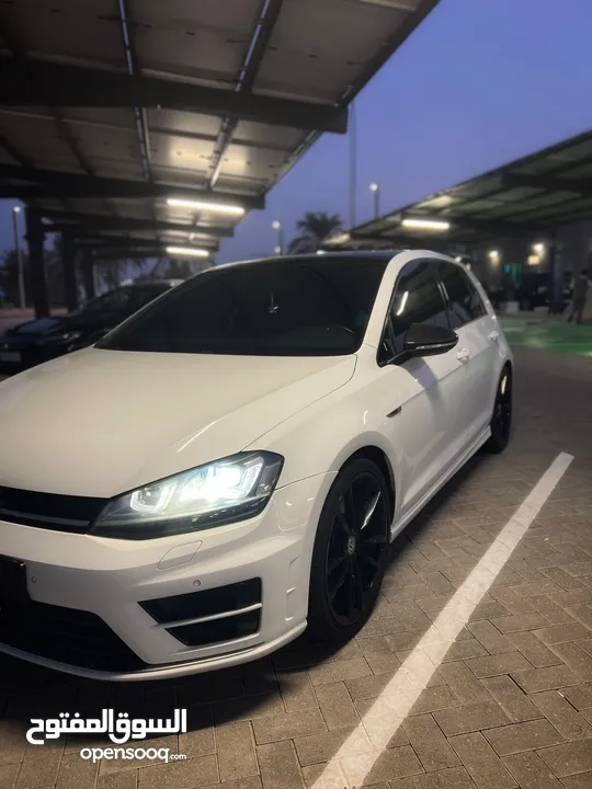 للبيع Golf R 2017