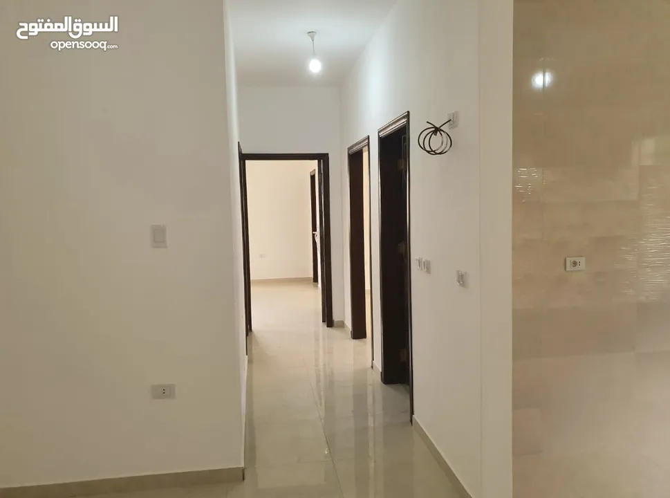 عماره جديده/4 شقق طابقيه للبيع