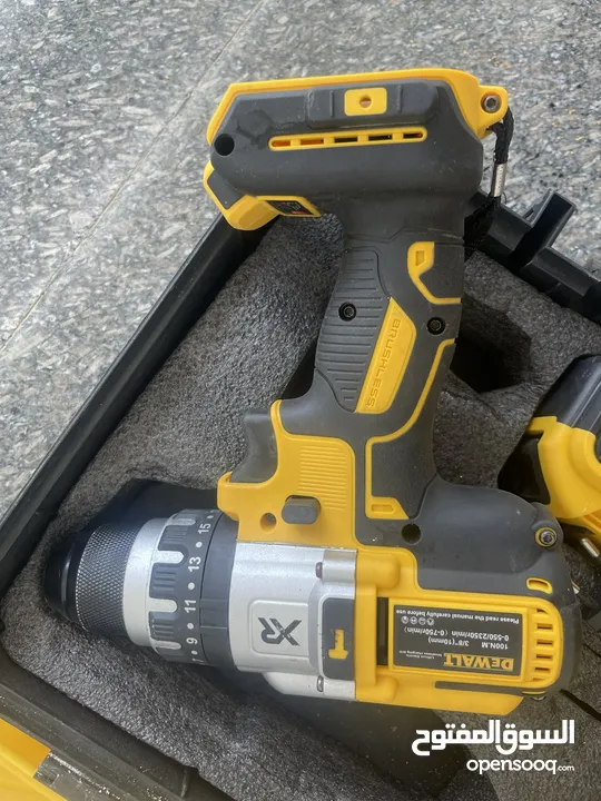 Dewalt 228 used 1 time دريل كهربائي شبه جديد