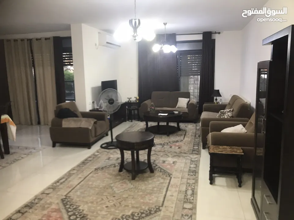 شقة مفروشة. ايجار