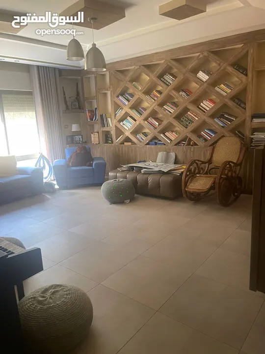 شقه للايجار عبدون " يوجد خيارات اخرى  Apartment for rent in Abdoun. There are other options.