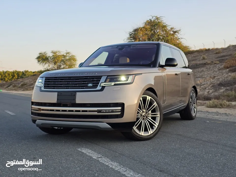 RANGE ROVER VOGUE SE V6 , CLEAN TITLE , 2023 MODEL ,HEAD UP DISPLAY ,LIKE  BRAND NEW