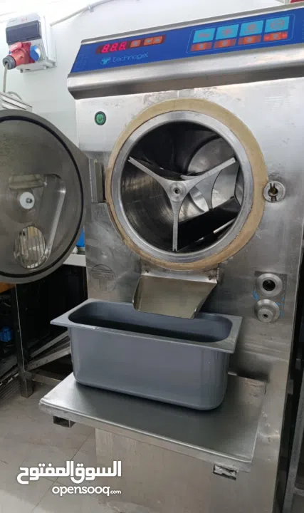 ماكينه بوظه جيلاتو +ماكينه بستره  لصنع البوظه