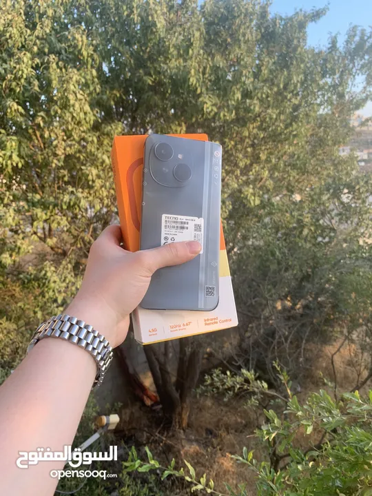 شبيه الايفون تكنو سبارك g1 128 جيجا الرام 4GB+4GB كفالة 13 شهر على الجهاز طبعا جديد مع مرفقاته